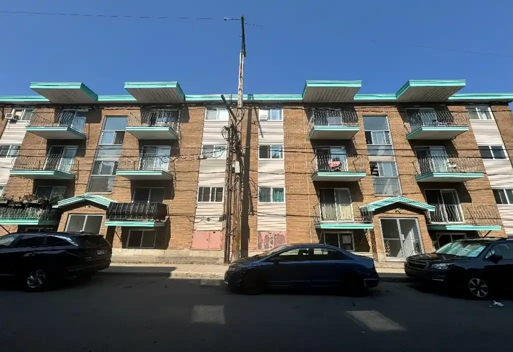 11-15 boul Charest O, QC G1K1X1